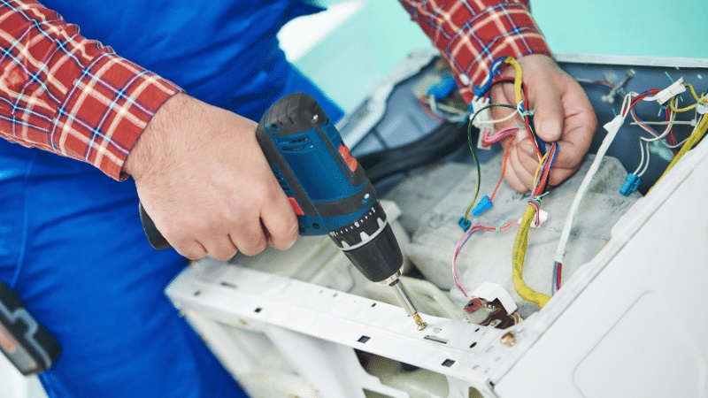 Yunusemre İmmergas İmmergas çamaşır makinesi kart tamiri – Su almama arızası orijinal parça ile giderildi. - Teknik servis örneği